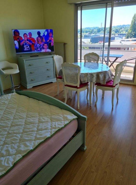 Appartement entier, Appartement 33 m², près des parcs et du lac in Bellerive-sur-Allier, Région de Vichy