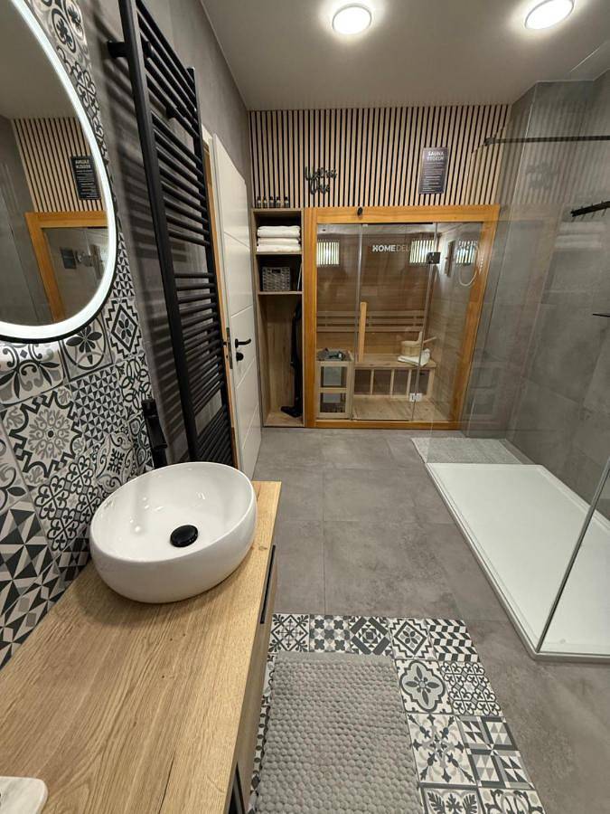 Ferienwohnung für 2 Personen, mit Sauna und Terrasse sowie Ausblick, mit Haustier in Wiehengebirge