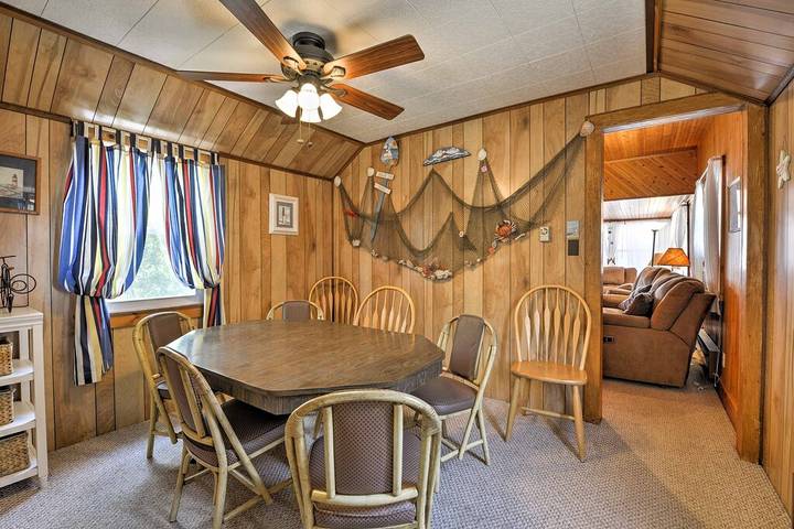 Vacation rental for 9 people, with balcony in Long Beach Island