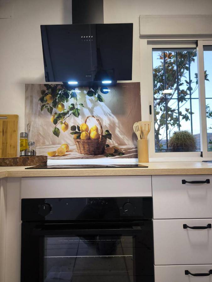 Casa rural para 11 personas, con jacuzzi y piscina para niños además de piscina y jardín, Familias con niños en Vall D'albaida - 4