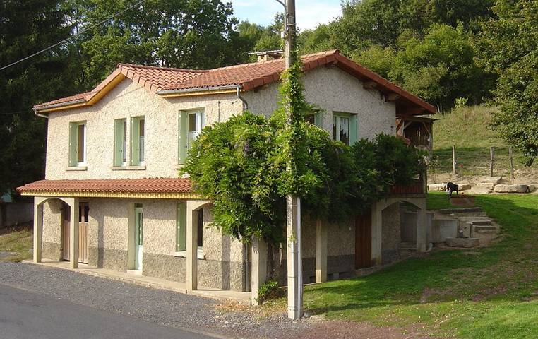 Gîte pour 4 personnes, avec Balcon ainsi que Terrasse et Jardin