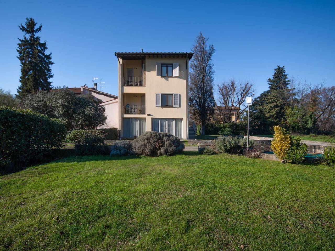 Appartamento intero, Modernes Haus mit Garten und privatem Parkplatz in Scandicci, Firenze province