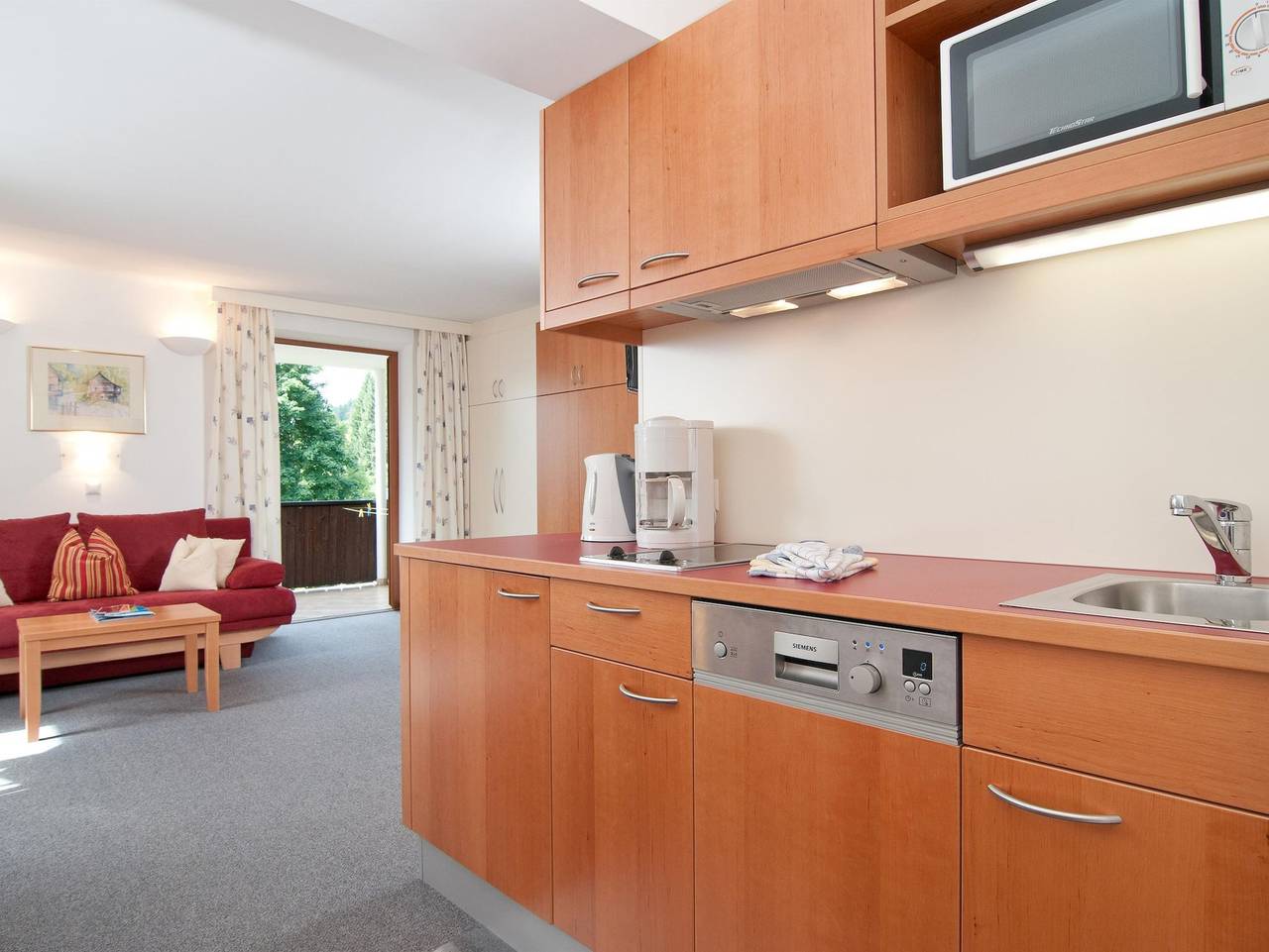 Ganze Ferienwohnung, Ferienwohnungen Schützenhof - Ferienwohnung Typ Rosengarten in Treffen am Ossiacher See, Gerlitzen