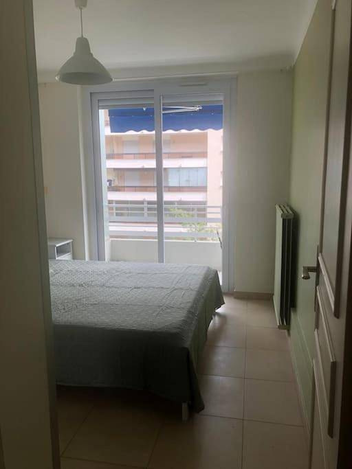 Gîte pour 6 personnes, avec vue et terrasse dans Chateau Et Parc Vallombrosa Cannes - 2