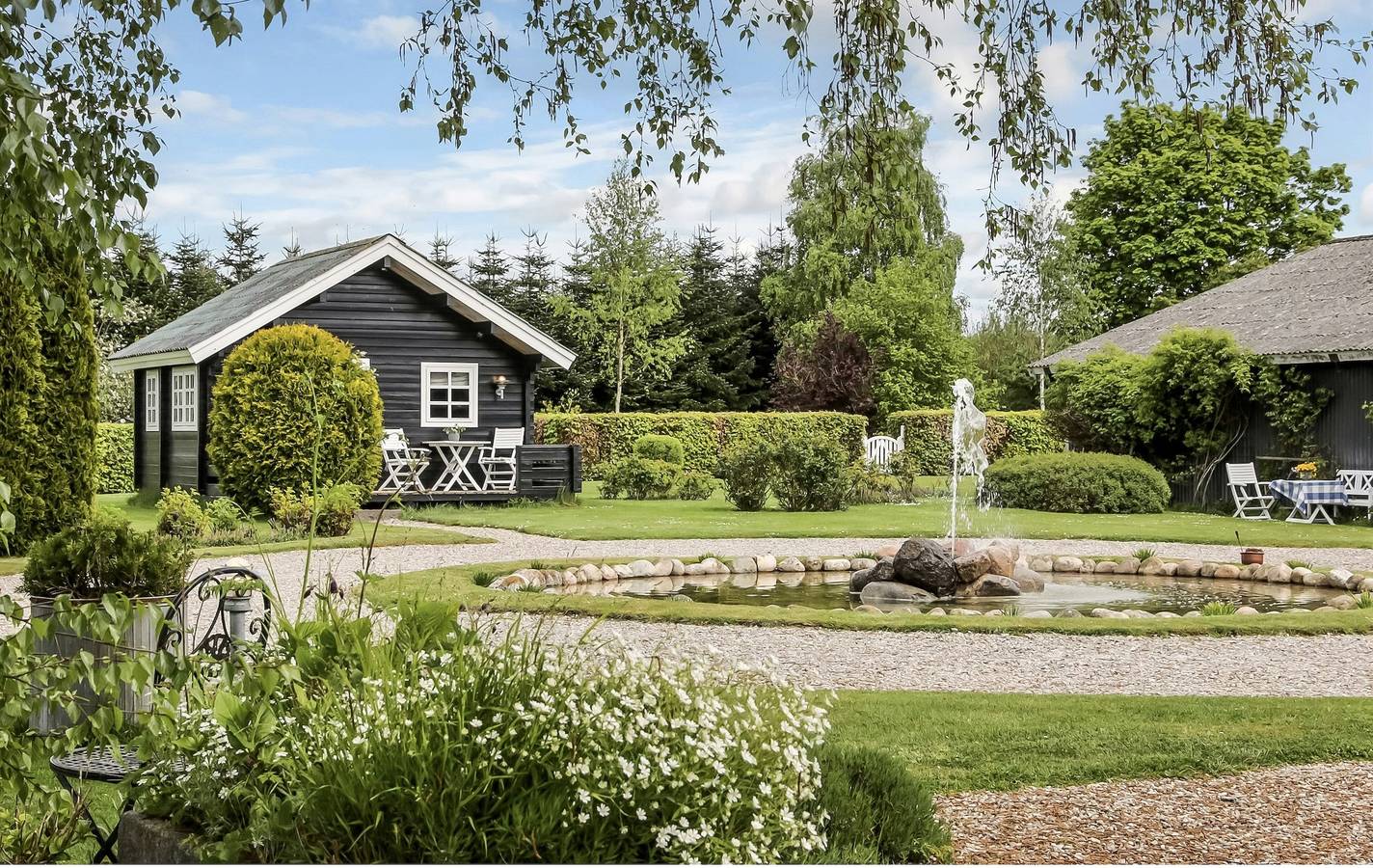Schönes Blockhaus mit Pool auf Südfünen in Svendborg