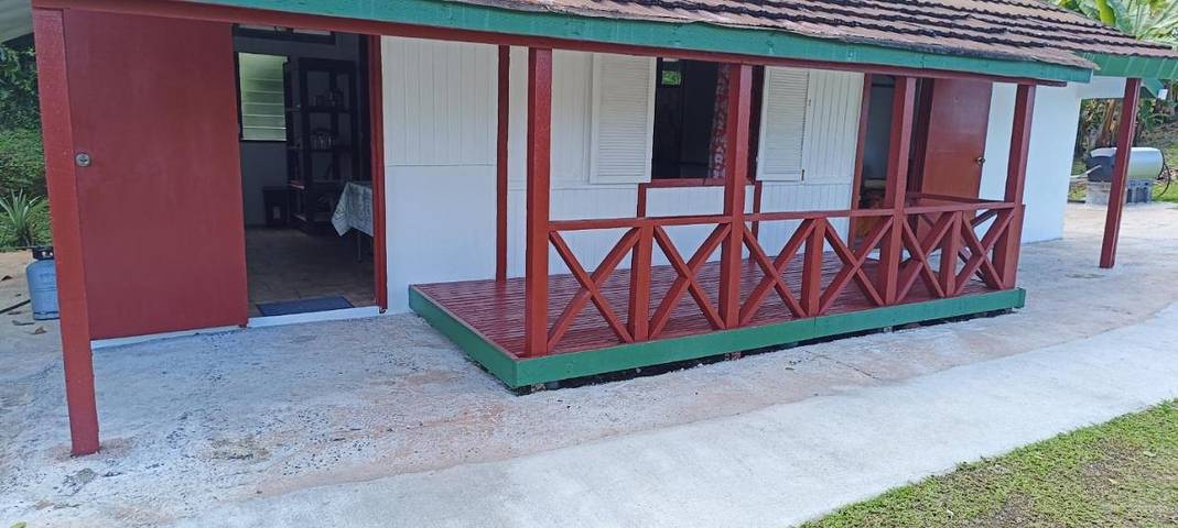 Gîte pour 3 personnes, avec jardin ainsi que vue et terrasse dans Huahine - 4