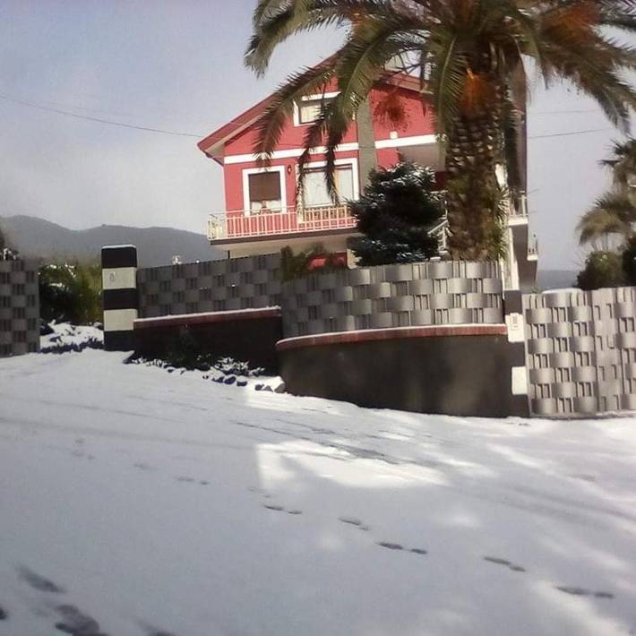 Casa vacanza per 5 persone, con giardino e panorama nonché piscina - 1