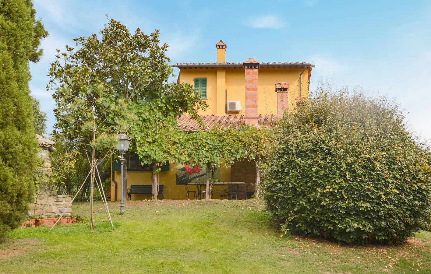 Bugiana Oasis: Geräumiges Apartment mit Pool und WLAN in Monte San Savino, Chianti