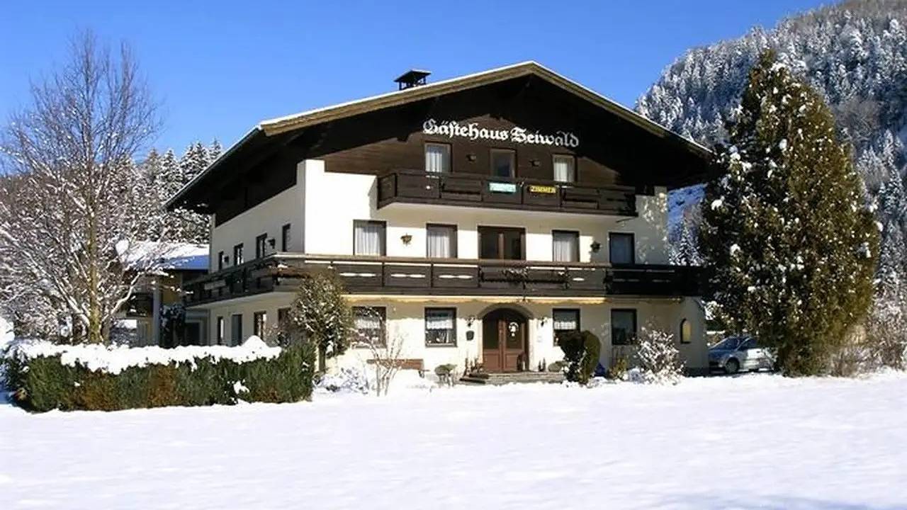 Ganze Ferienwohnung, Ferienwohnung für 4 Personen (30 m²) in Golling an der Salzach in Salzkammergut-Berge, Golling an der Salzach