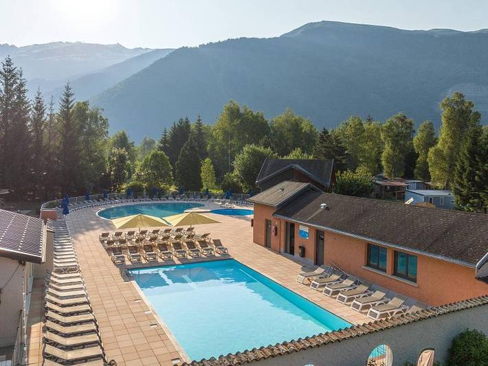 Chalet voor 6 personen, met Zwembad en Sauna in Le Bourg-d'Oisans