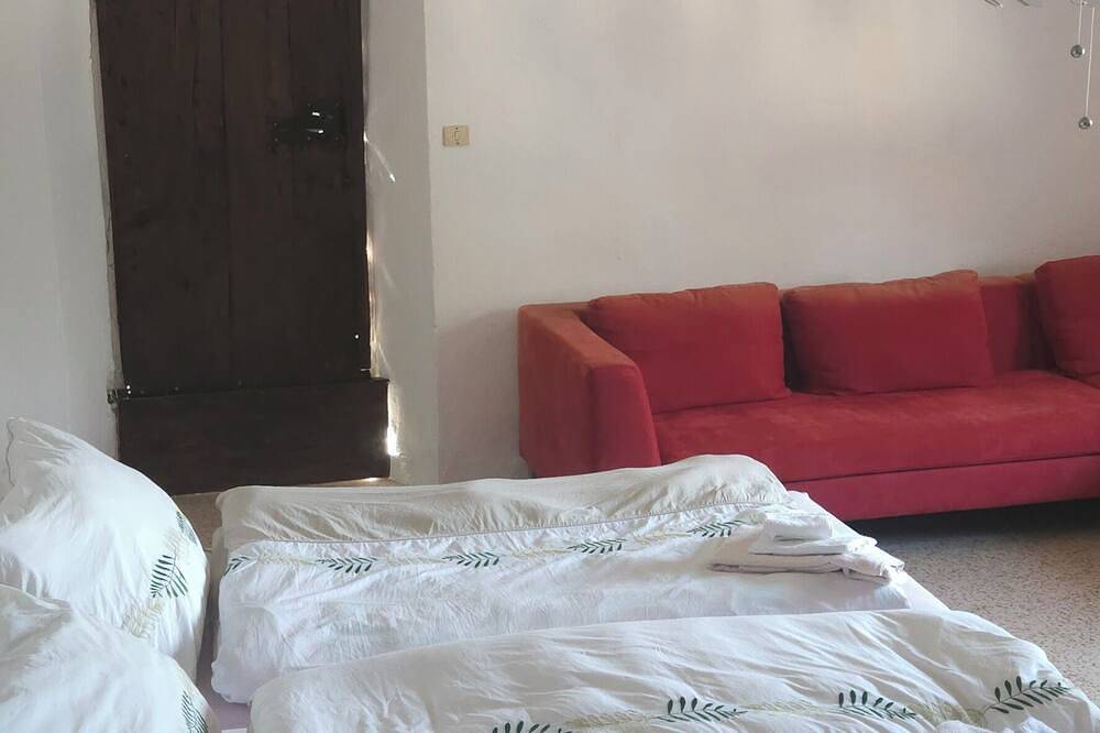 Großzügiges 4-Schlafzimmer-Landhaus im charmanten Novate Mezzola in Novate Mezzola, Bernina-Alpen