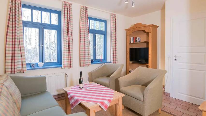 Ferienhaus für 6 Personen, mit Garten in Wustrow - 3