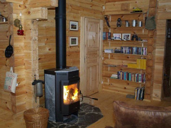 Comfortable and modern living at the lake in Jämtlands land