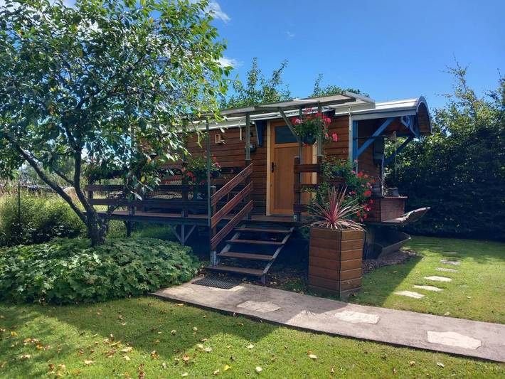 Gîte pour 2 personnes, avec jacuzzi ainsi que jardin et terrasse, animaux acceptés dans Brauweiler (Moselle)