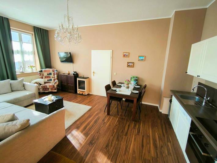 Ferienwohnung für 4 Personen, mit Terrasse und Garten in Mühlhausen