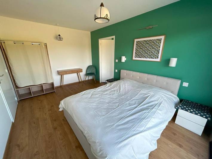 Chambre d’hôte pour 6 personnes, avec jardin et terrasse ainsi que vue et piscine en Aquitaine - 4