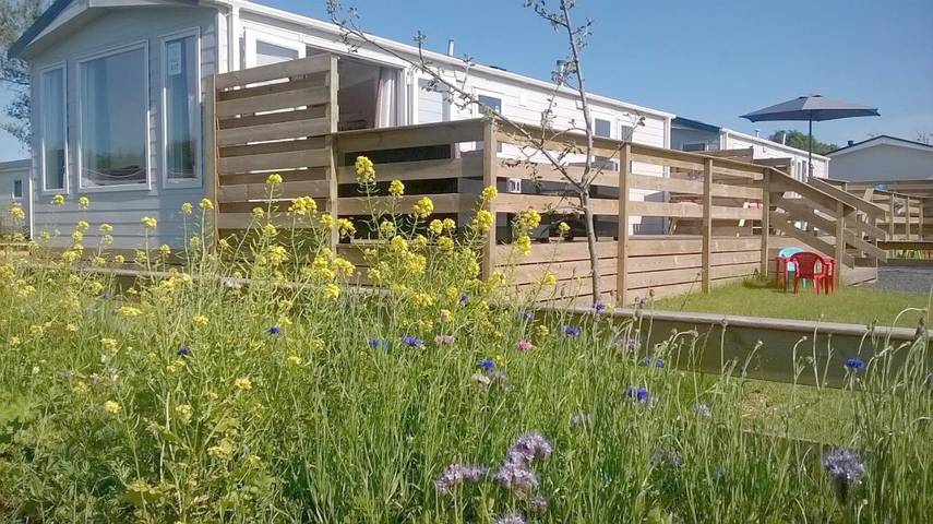 Appartement voor 4 personen, with Balkon and Terras as well as Tuin and Zwembad in Makkum