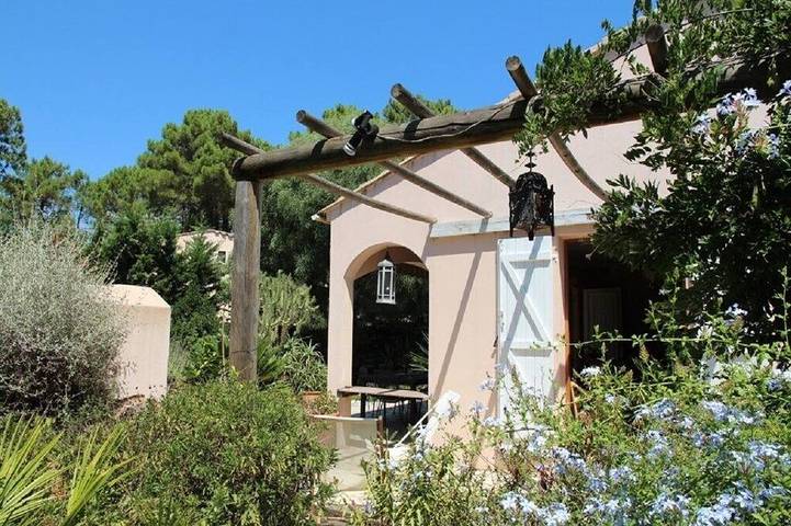 Casa de vacaciones para 6 personas, con terraza y jardín - 1