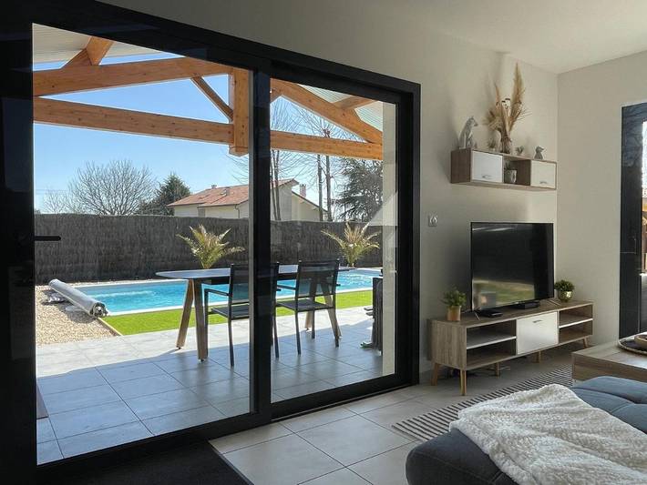 Location de vacances pour 8 personnes, avec piscine et jardin à Casteljaloux - 2