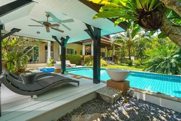Villa for 6 People in Phuket Province, Thailand, Photo 2