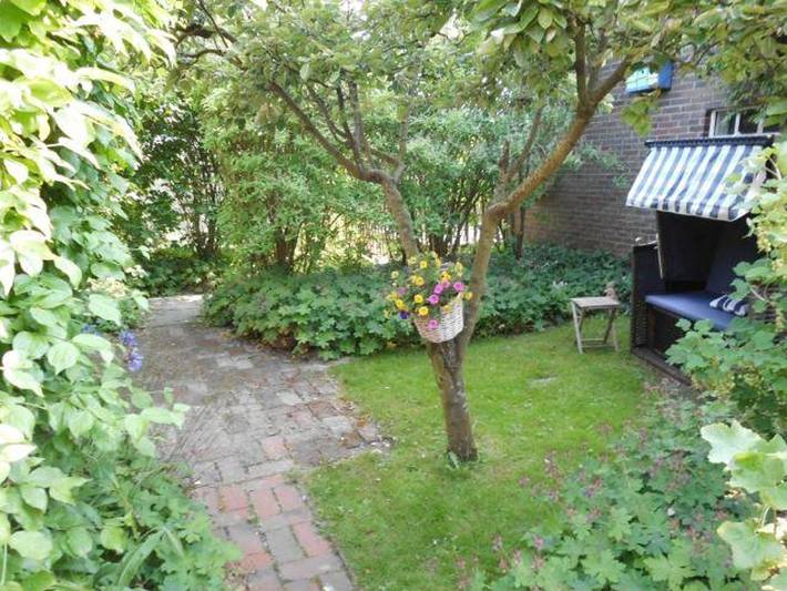 Ferienwohnung für 3 Personen, mit Garten und Terrasse in Neßmersiel - 4