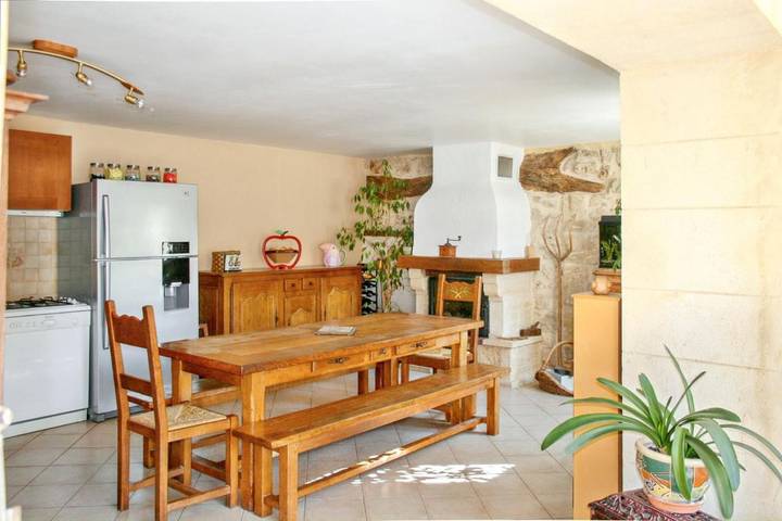 Location de vacances pour 12 personnes, avec jardin ainsi que piscine et terrasse à Saint-Victor-la-Coste - 3
