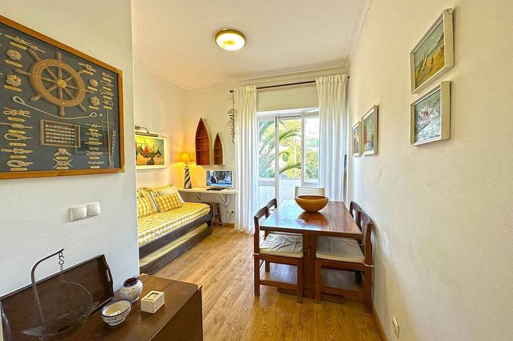 Casa de férias para 3 pessoas, com varanda em Praia da Oura