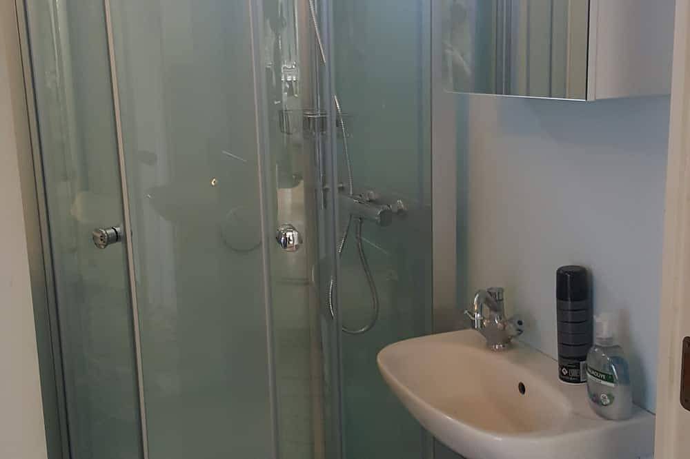 Ganze Wohnung, Copenhagen, minutes to  Beautiful Naerum forest view 1 studio, relaxing stays in Hovedstaden