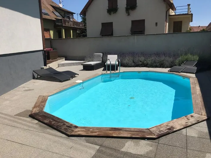 Apartamento de vacaciones para 8 personas, con piscina además de jardín y vistas - 1