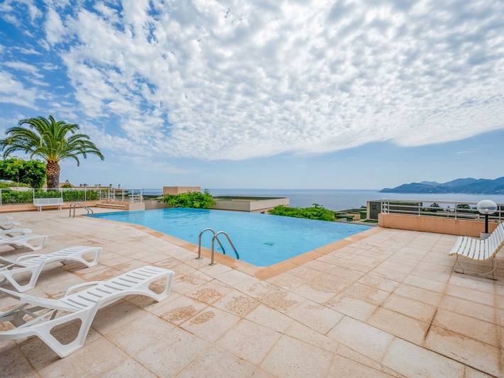 Holiday rental for 4 people, with Terrace and Garden in Cannes