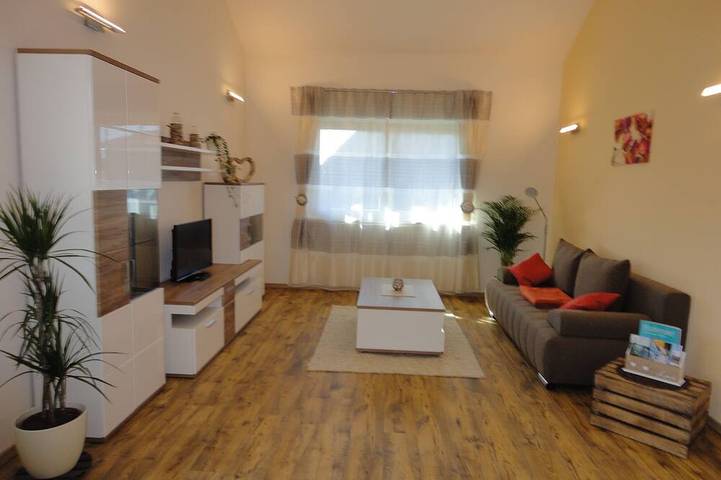 Ferienwohnung für 4 Personen, mit Garten - 1