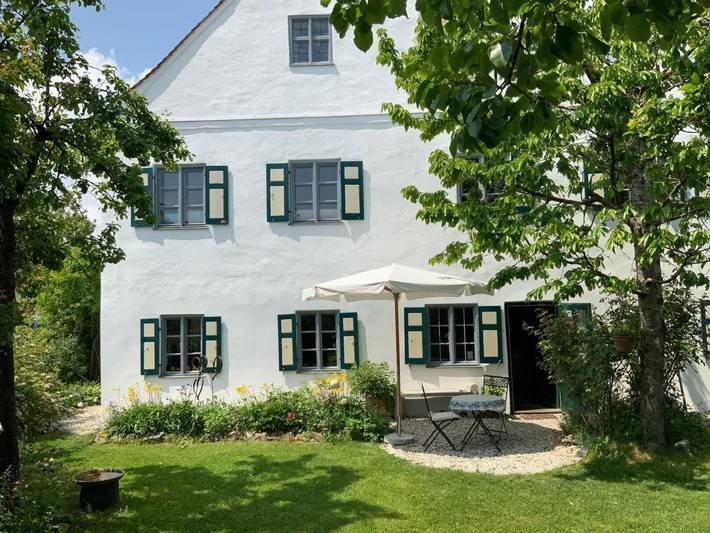 Ferienwohnung für 3 Personen, mit Terrasse und Garten sowie Sauna