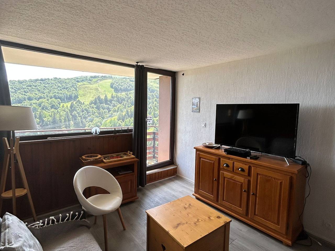 Apartamento entero, Apartamento Soleado al Pie de las Pistas, Super Besse in Super Besse, Besse-et-Saint-Anastaise