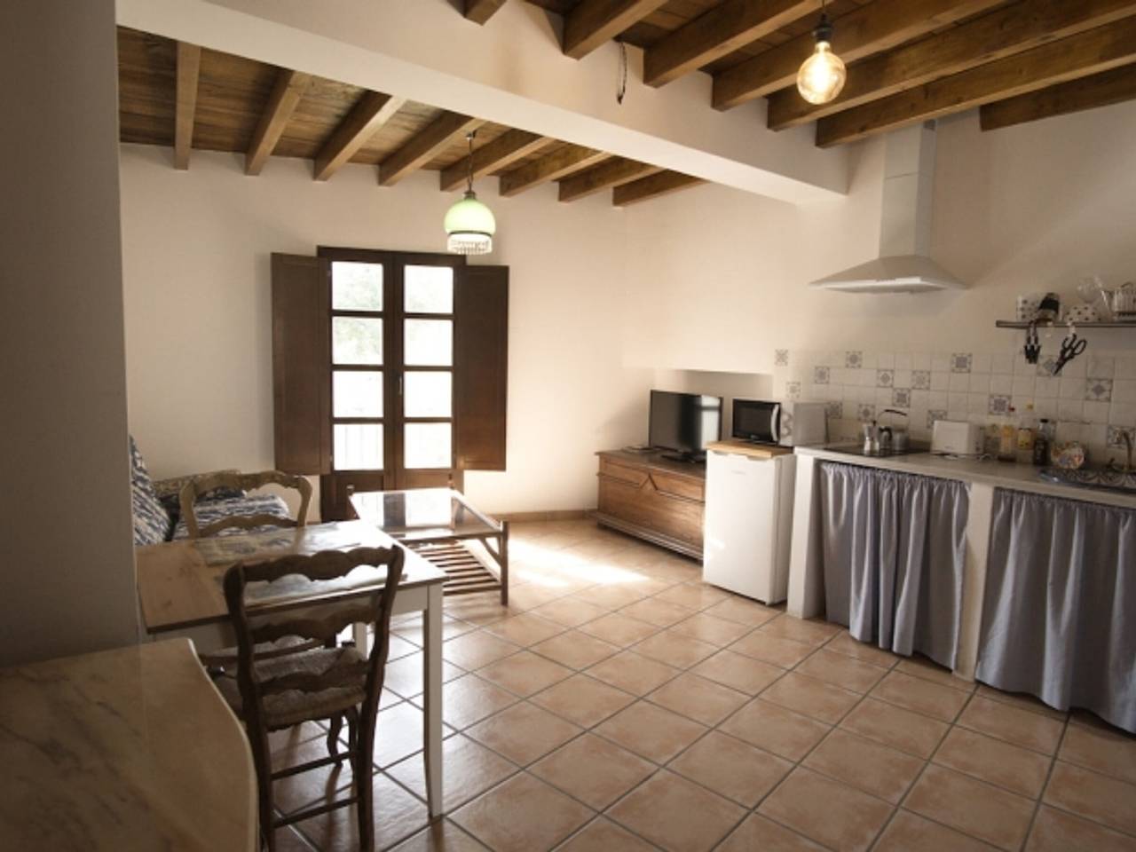 Gehele studio, Historic studio near Alhambra, perfect for remote work in Realejo-San Matías, Granada