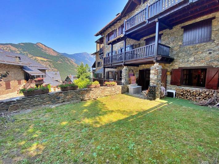 Gîte pour 6 personnes, avec Terrasse et Vue à Ordino