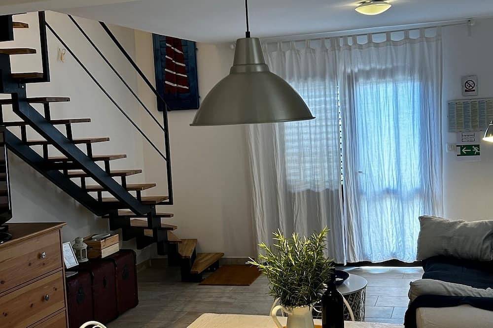 Gemütliches Doppelhaus @ Vranjica-Trogir, Strand40m in Seget Vranjica, Split-Dalmatien