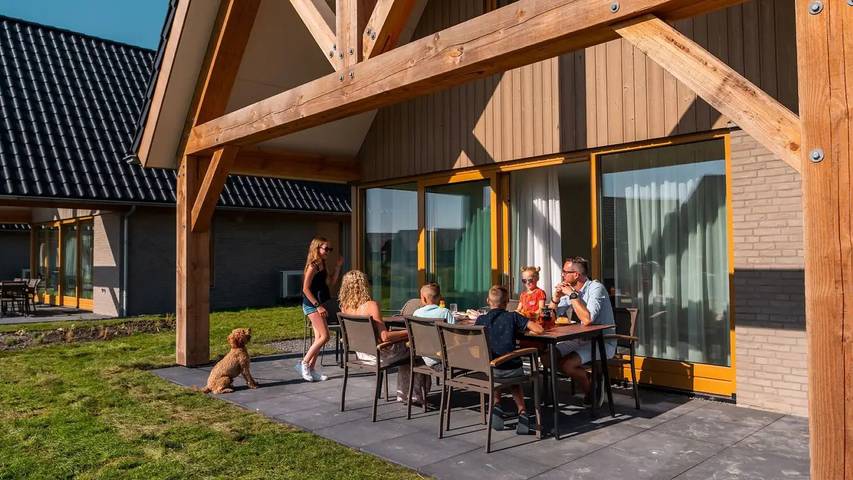 Location de vacances pour 11 personnes, avec jardin à Cadzand - 3