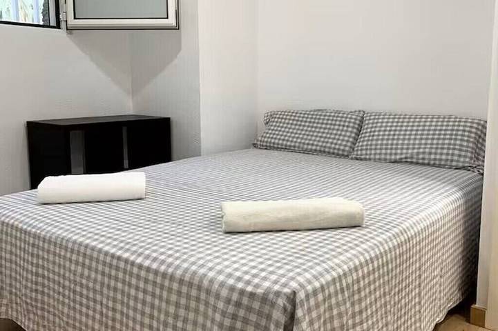 Ganze Wohnung, Gemütliche Wohnung mit 2 Schlafzimmern, neben der Stadt der Künste. in Valencia City Centre, Valencia