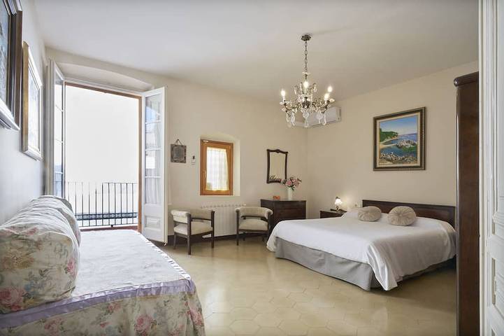 Location de vacances pour 11 personnes, avec Balcon et Terrasse à Premià de Mar - 3