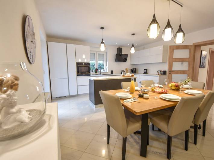 Ferienhaus für 10 Personen in Razanac - 4