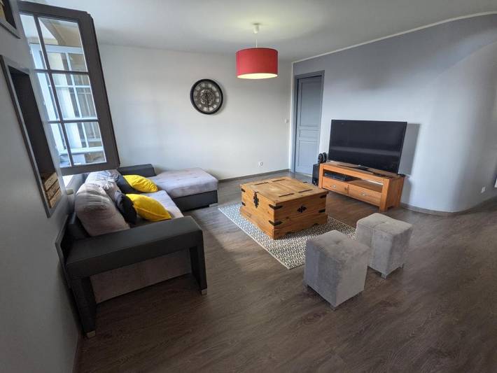 Gîte pour 8 personnes, avec vue dans Office de Tourisme du Puy en Velay - 4