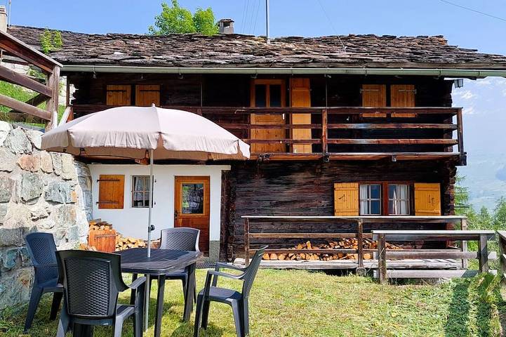 Chalet für 4 Personen, mit Garten in Evolène