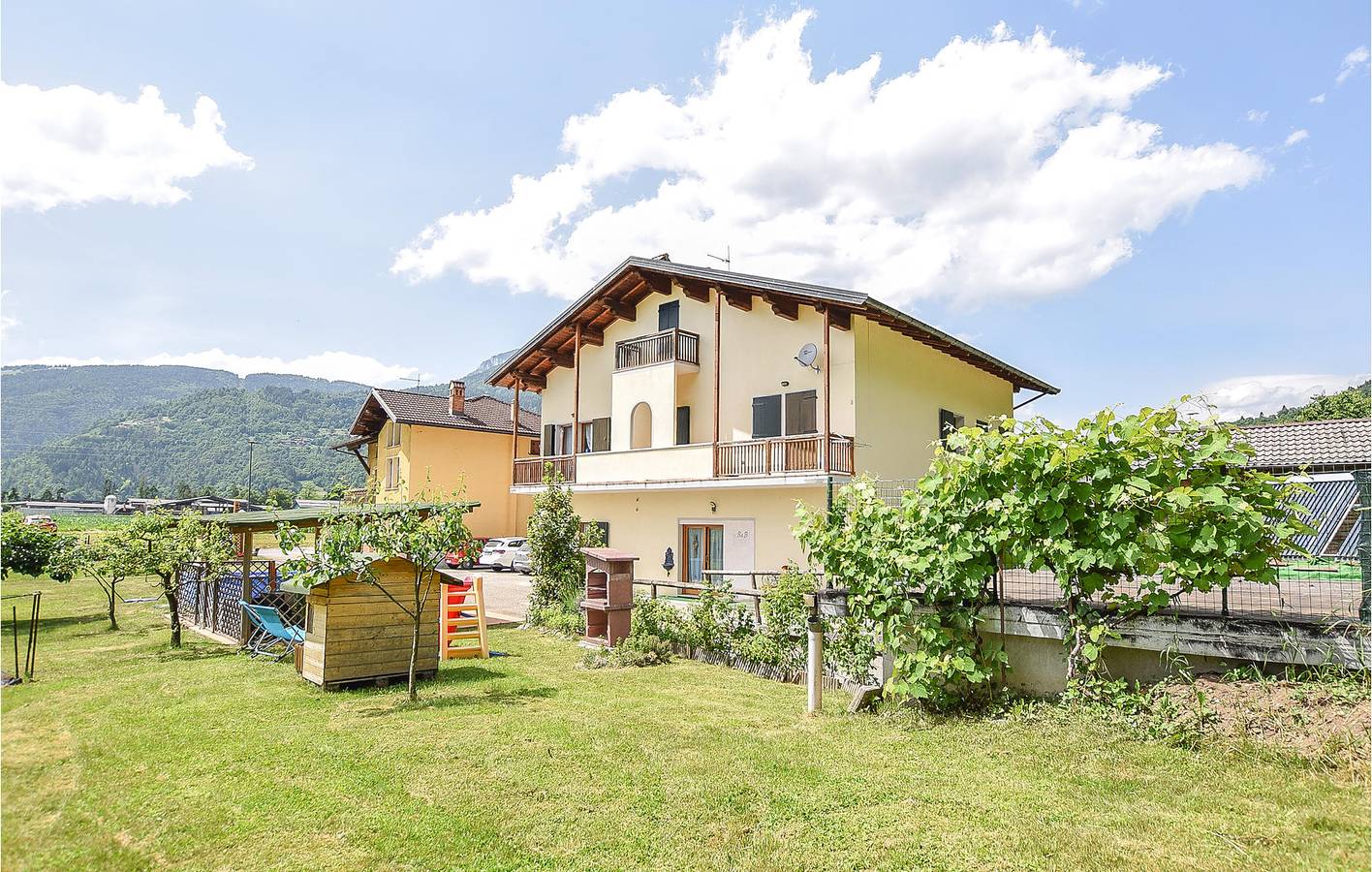 Rückzugsort am Fluss mit Pool und Küche - 2 km entfernt in Sovramonte, Cimonega-Gruppe