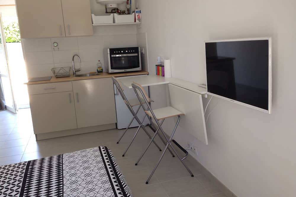 Appartement entier, Studio 20M2 centre ville in Landerneau, Région de Brest
