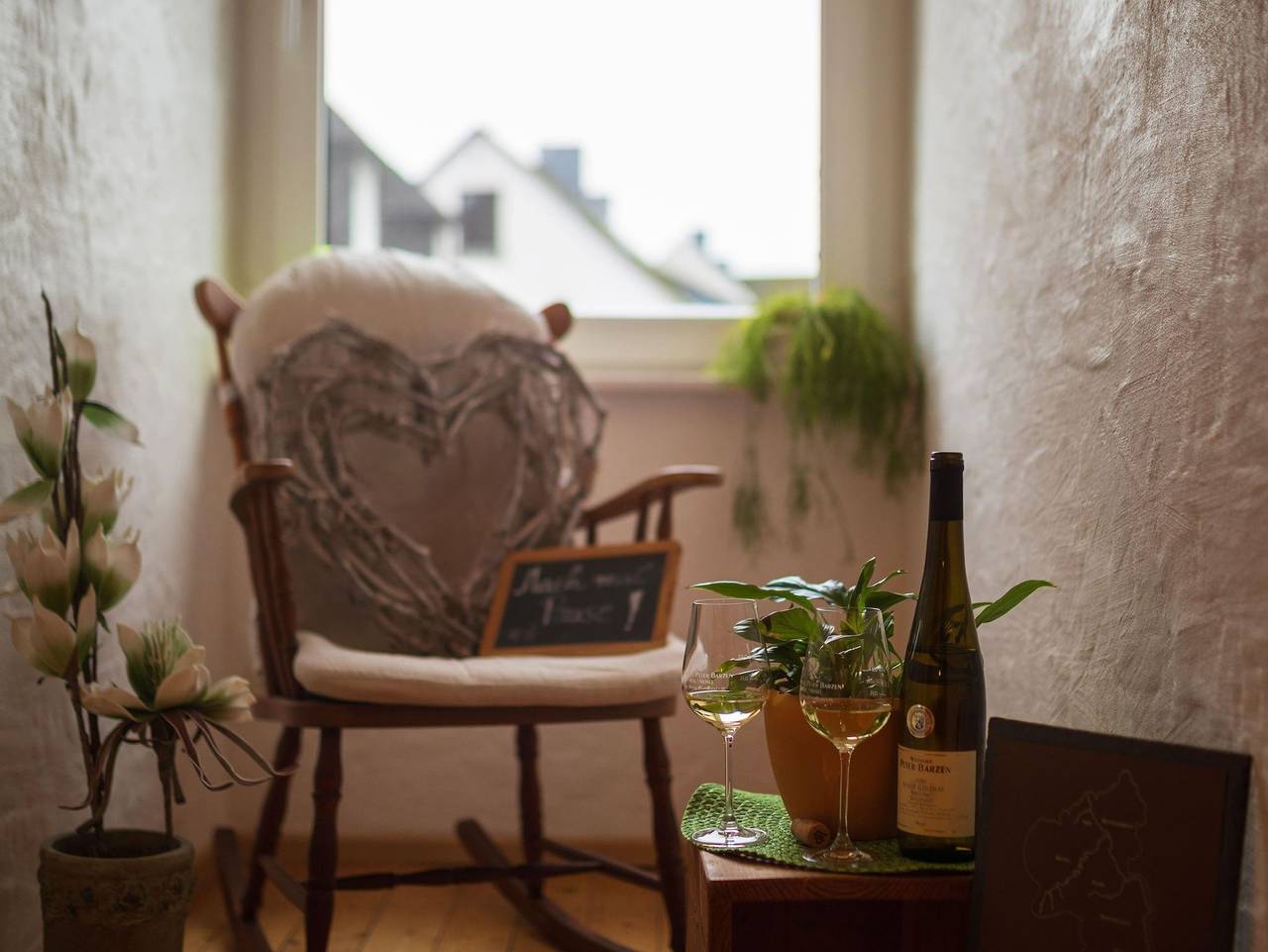 Ganze Ferienwohnung, Weingut Peter Barzen - Appartement/Fewo, Dusche und Badewanne, 2 Schlafrä in Reil, Bernkastel-Kues & Umgebung