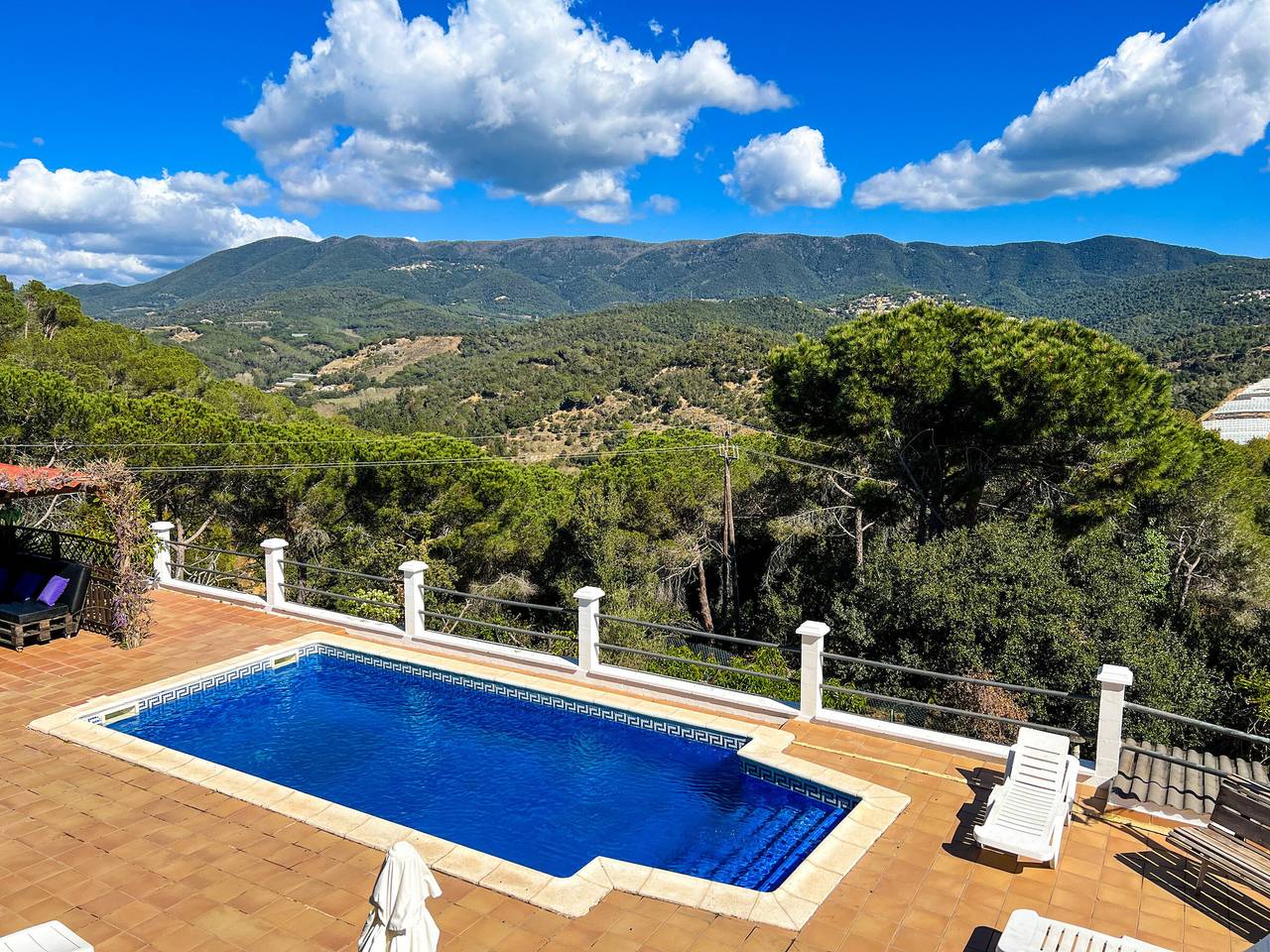 Casa con piscina privada, barbacoa, Wi-Fi y admiten mascotas para 10 pers. in San Cipriano de Vallalta, Costa del Maresme