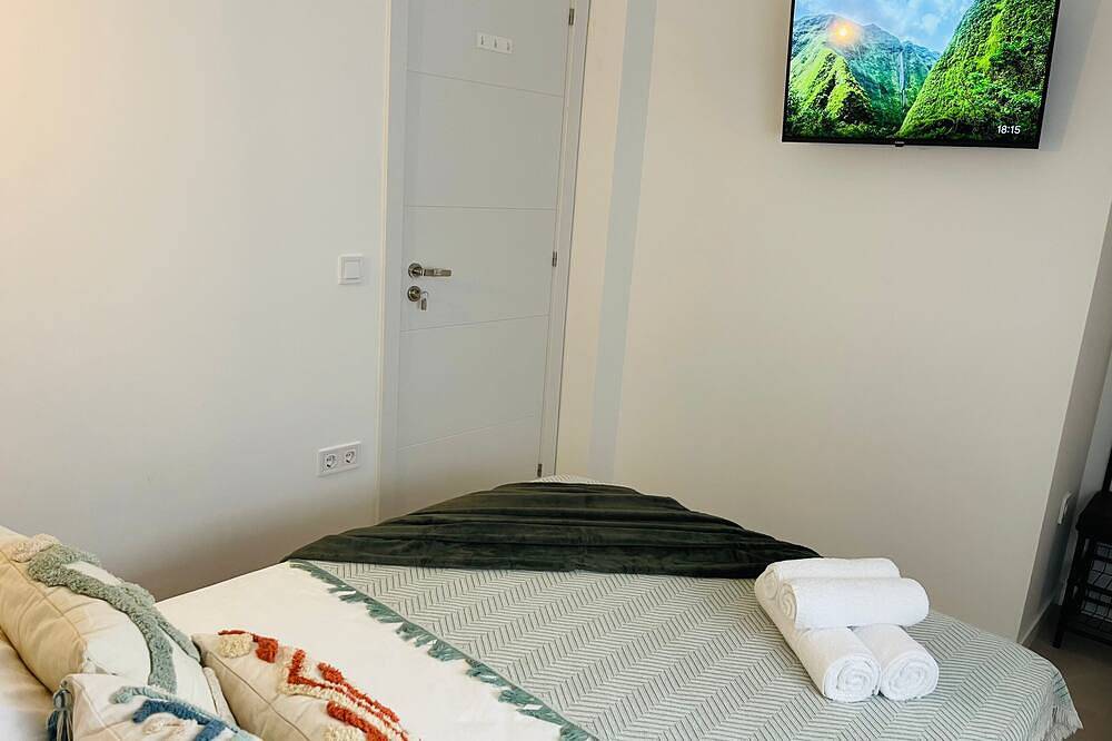Habitación doble con baño compartido in Cruz de Humilladero, Málaga