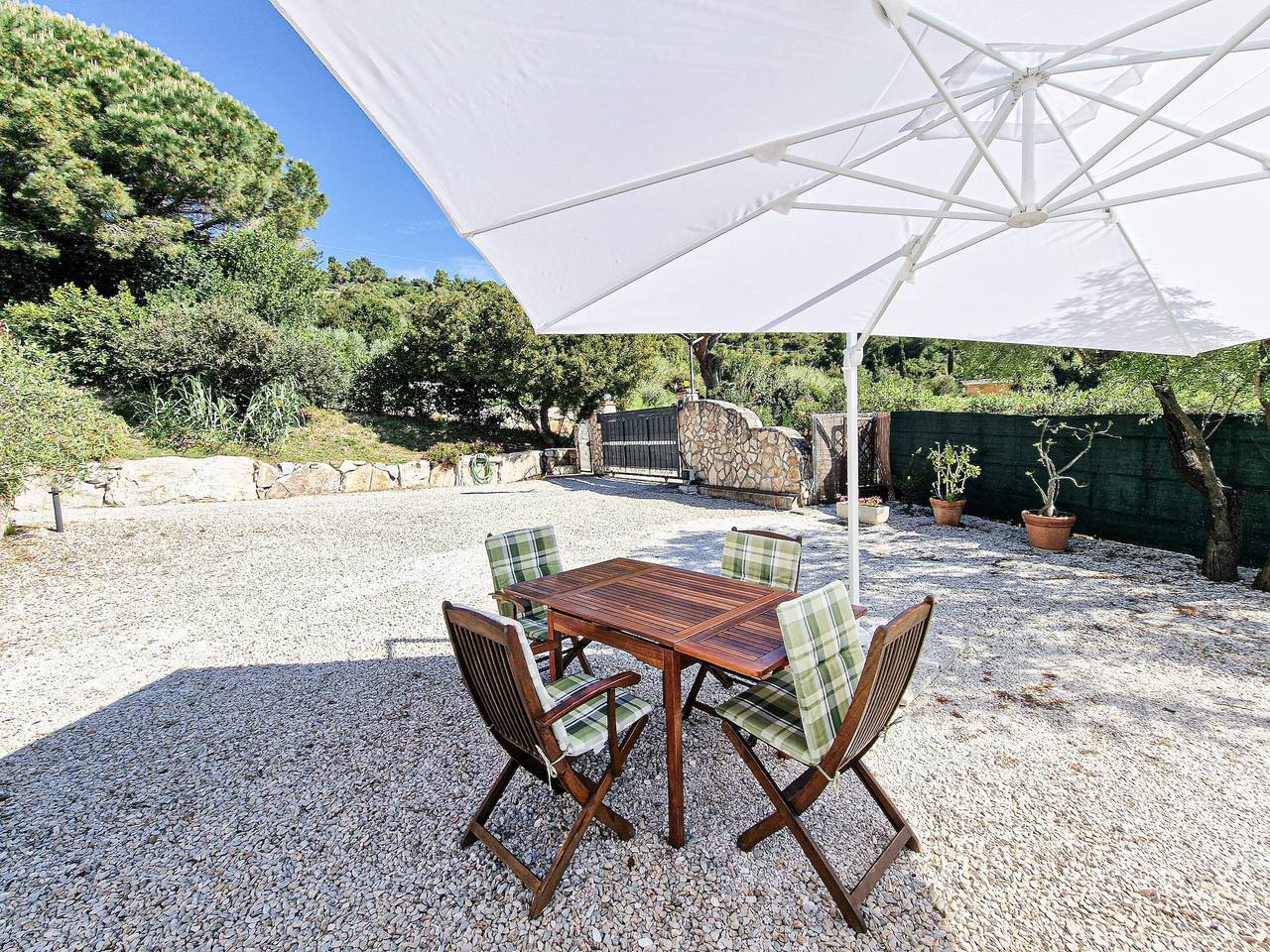 Ferienhaus 'Pettirossi' mit gemeinsamem Garten, Wlan und Klimaanlage in Portoferraio, Nationalpark Toskanischer Archipel