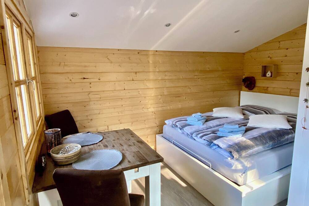 Small cozy forest cottage🏡 in Leipzig right on the edge of the forest to enjoy😊 in Südwest, Leipzig