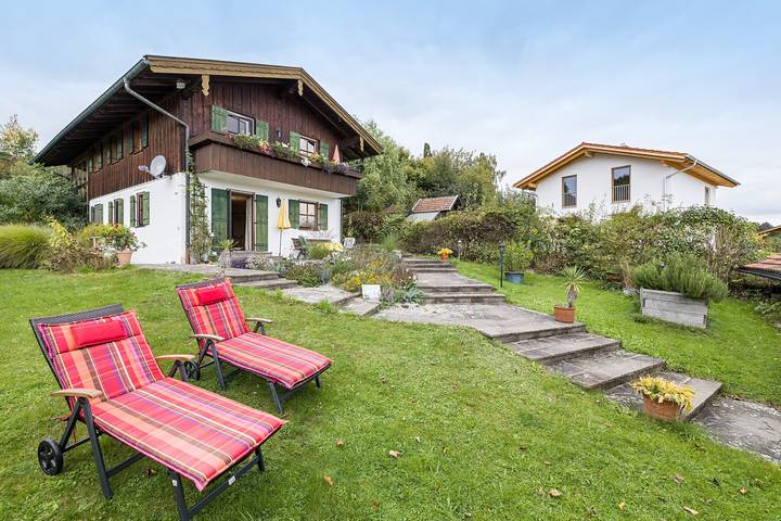 Ferienwohnung für 3 Personen, mit Balkon und Garten in Waging am See